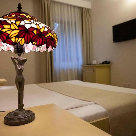 Hotel Bohemia Bákó Kültér fotó