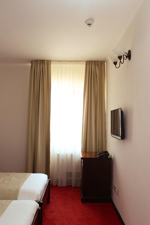 Hotel Bohemia Bákó Szoba fotó